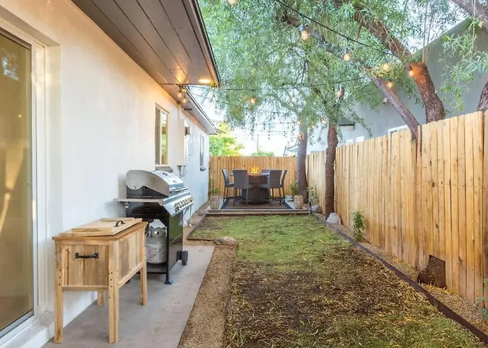 Tangerine Terrace - Modern Living Firepit Bbq Holiday home *